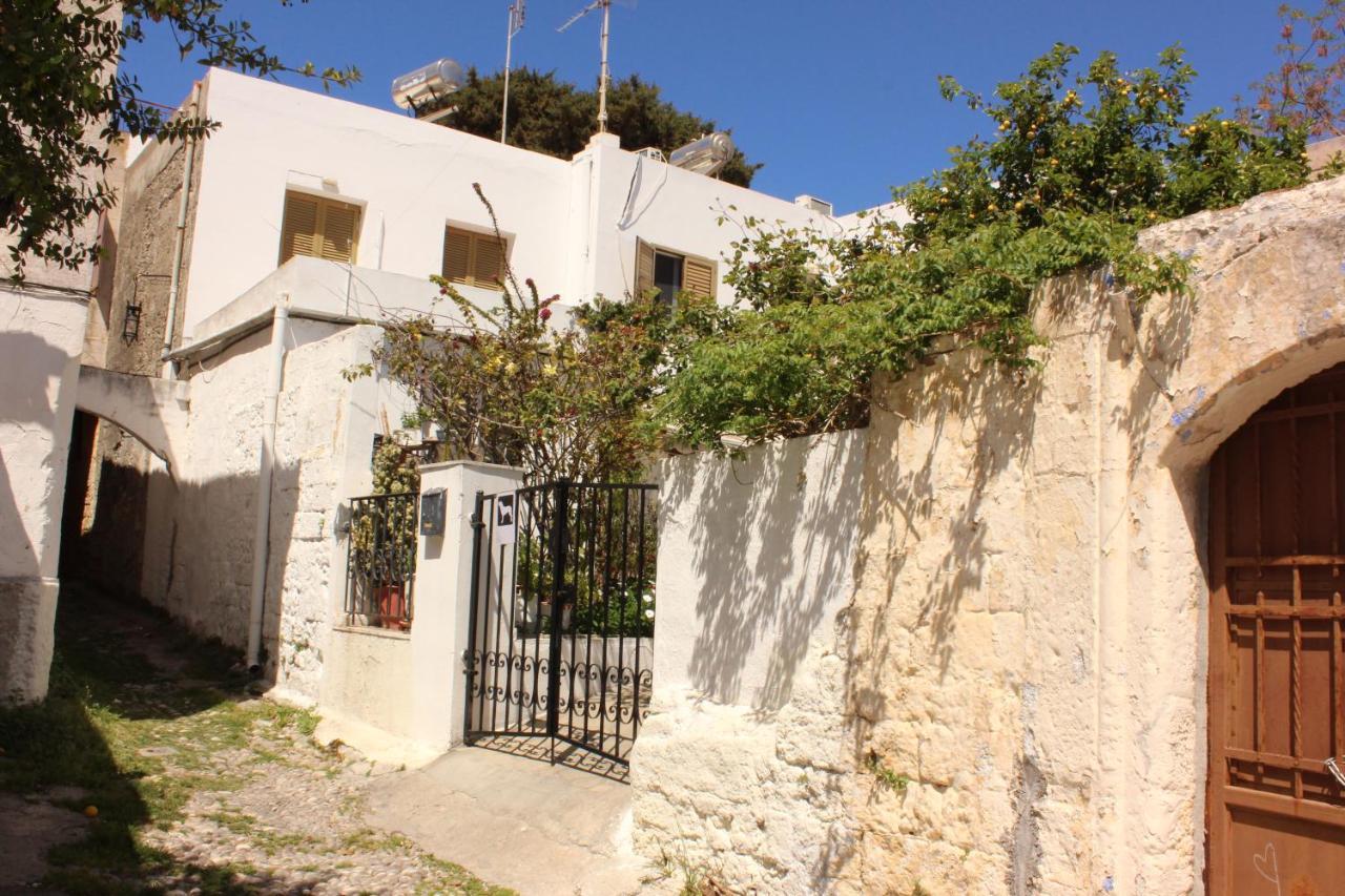 Traditional Stone House Rhodes City Exterior photo