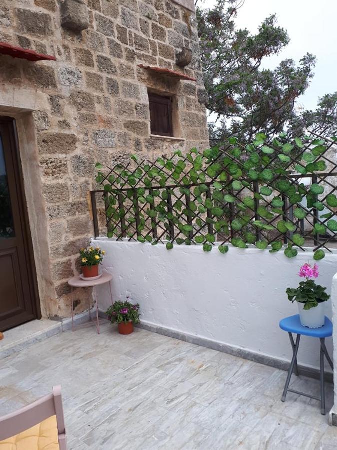 Traditional Stone House Rhodes City Exterior photo